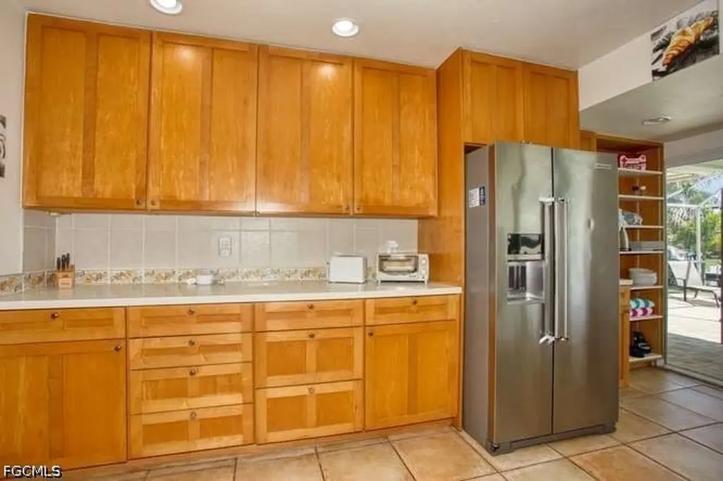 3413 SE 18th Avenue Cape Coral FL 33904