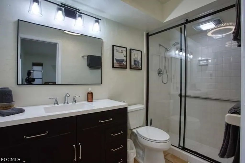 3413 SE 18th Avenue Cape Coral FL 33904