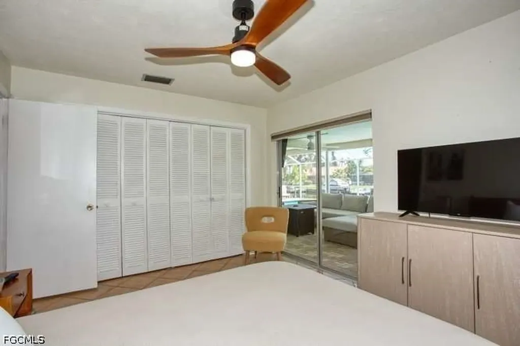 3413 SE 18th Avenue Cape Coral FL 33904
