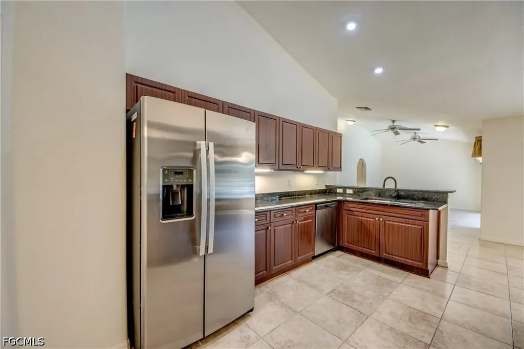 4341 SW 25th Court Cape Coral FL 33914