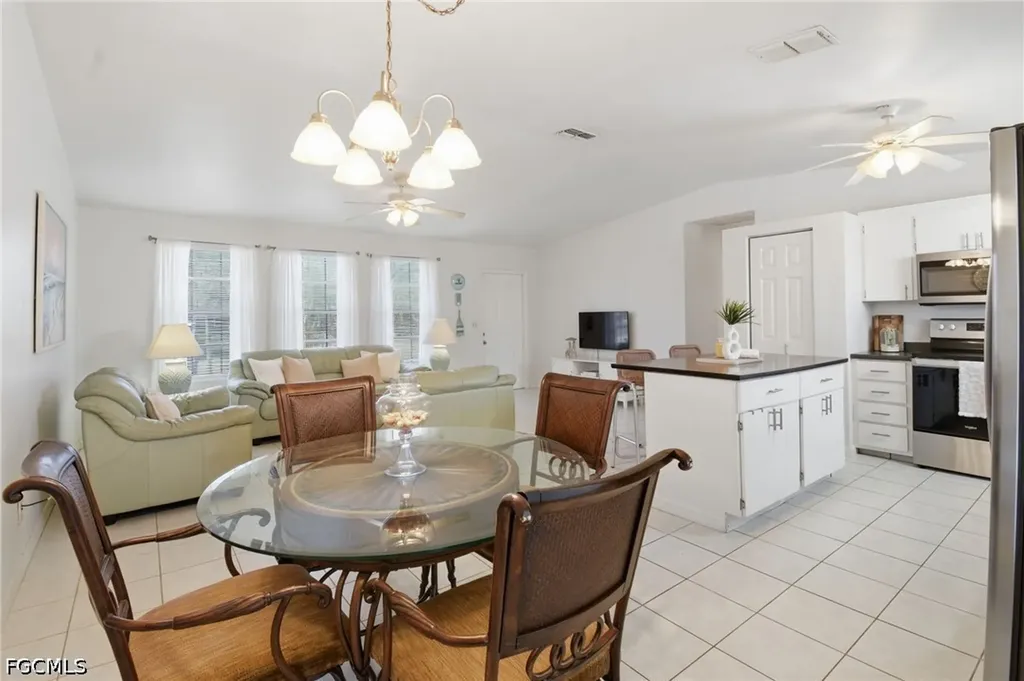 2111 NE 25th Street Cape Coral FL 33909
