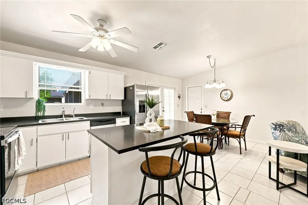 2111 NE 25th Street Cape Coral FL 33909