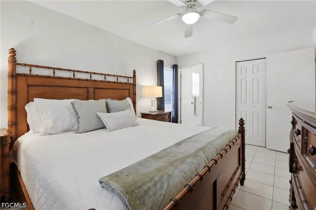 2111 NE 25th Street Cape Coral FL 33909
