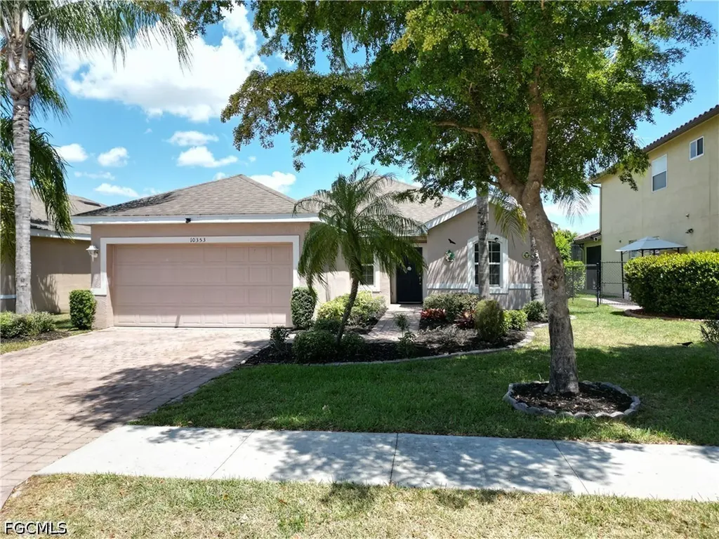 10353 Canal Brook Lane Lehigh Acres FL 33936