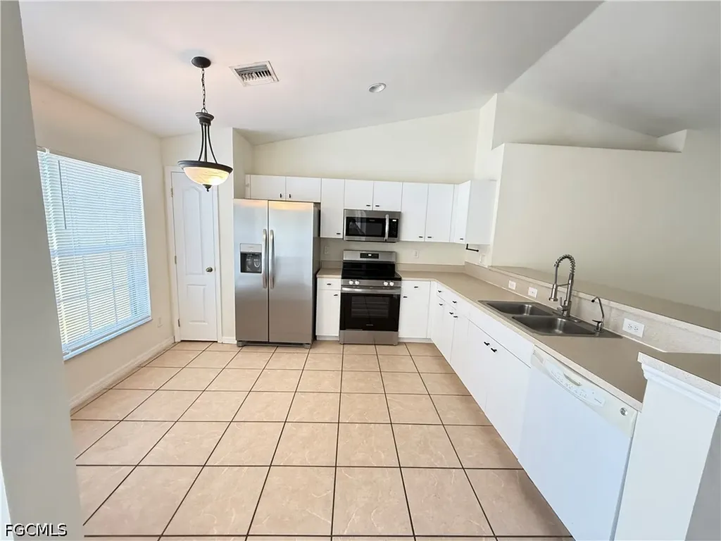 3705 9th Street SW Lehigh Acres FL 33976