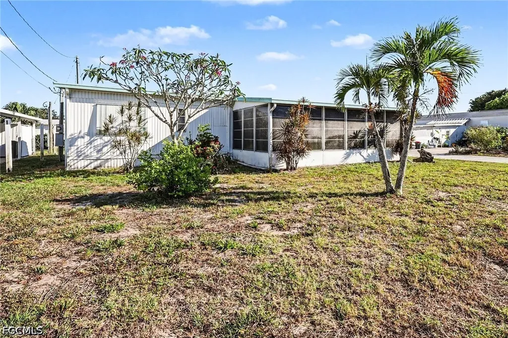 4811 Flamingo Drive St. James City FL 33956