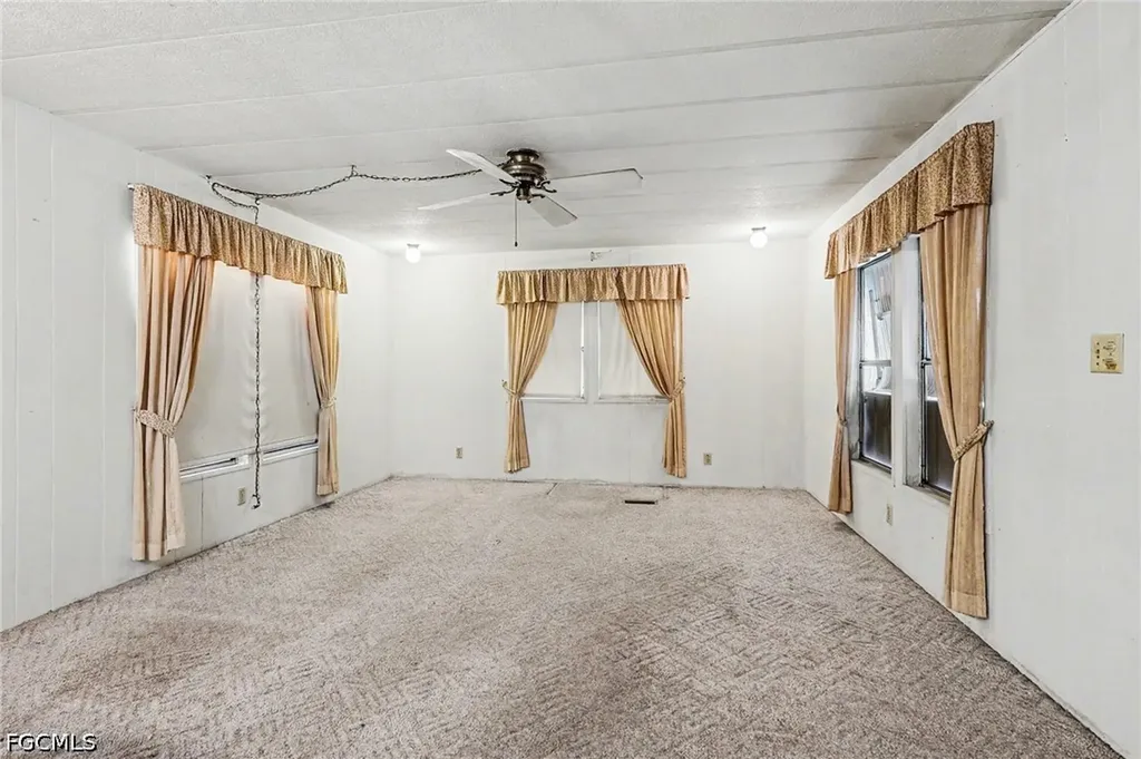 4811 Flamingo Drive St. James City FL 33956