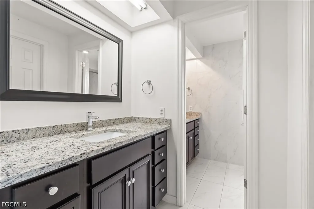 8707 Chatham Street Fort Myers FL 33907