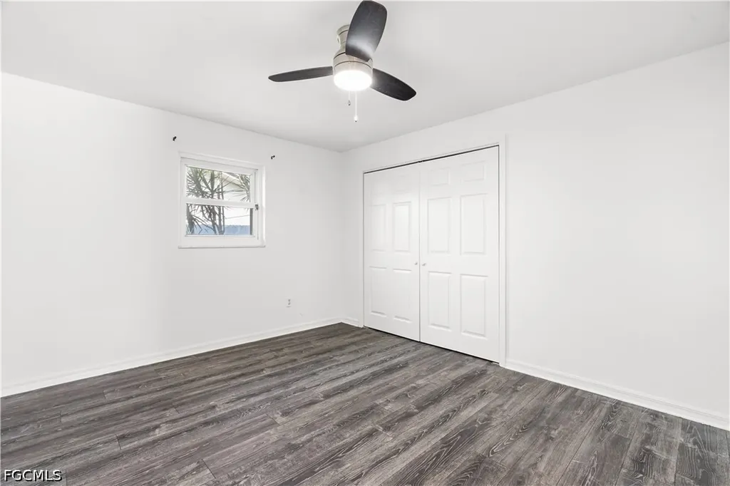 8707 Chatham Street Fort Myers FL 33907
