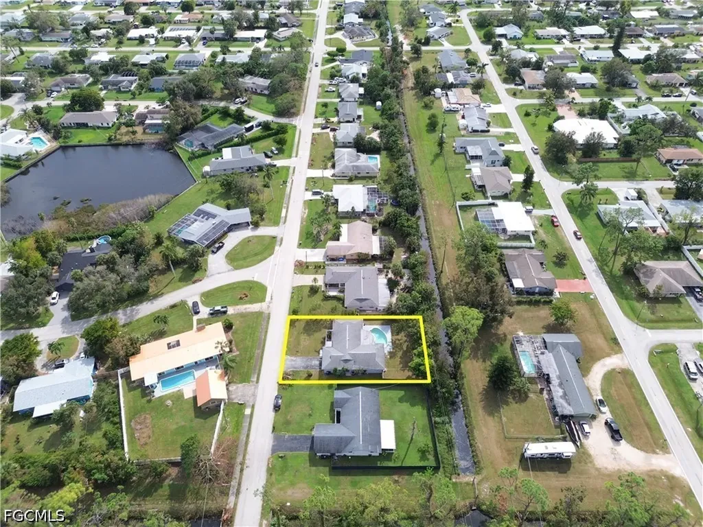 8707 Chatham Street Fort Myers FL 33907