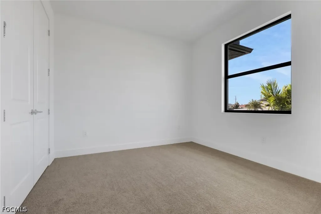 411 NE 7th Terrace Cape Coral FL 33909