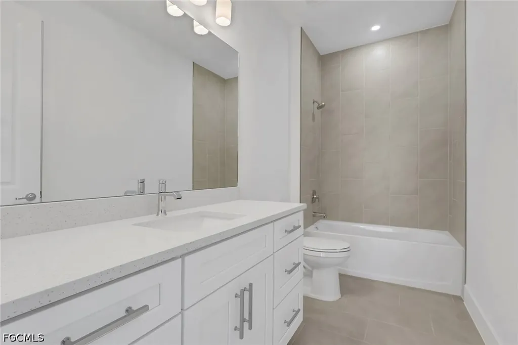 411 NE 7th Terrace Cape Coral FL 33909
