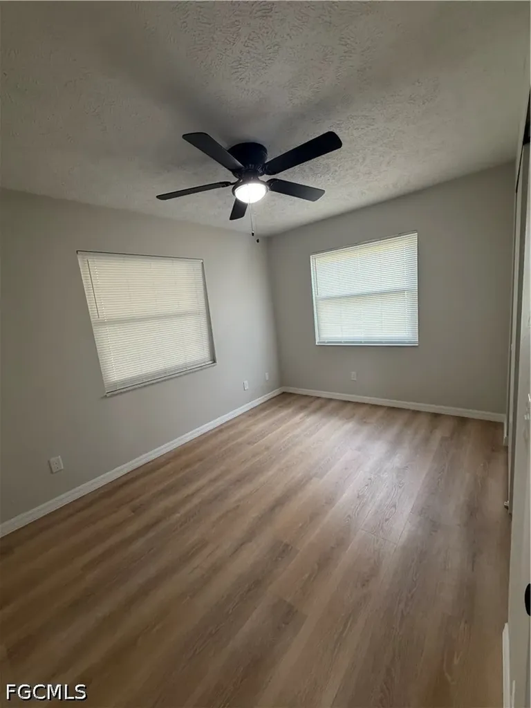 1403 SE 11th Street Cape Coral FL 33990