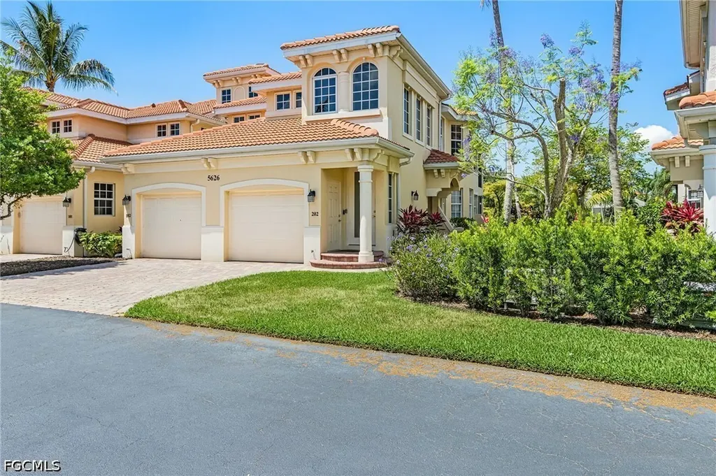 5626 Cape Harbour Drive Cape Coral FL 33914