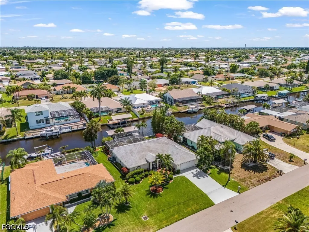 1406 SE 21st Terrace Cape Coral FL 33990