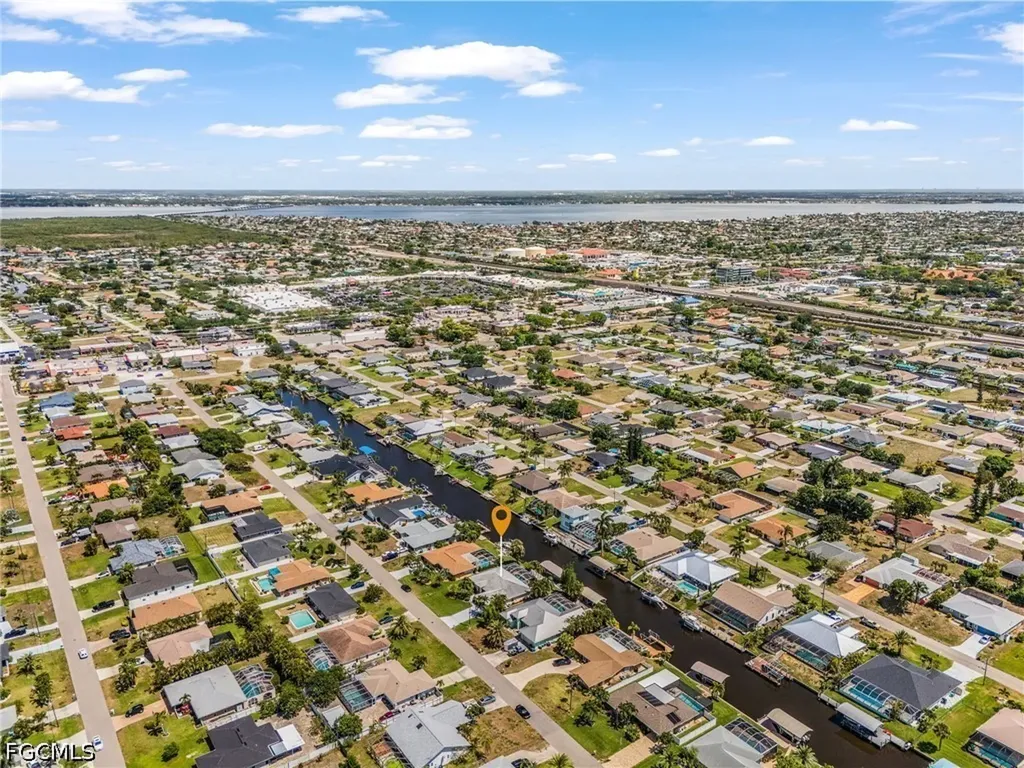1406 SE 21st Terrace Cape Coral FL 33990