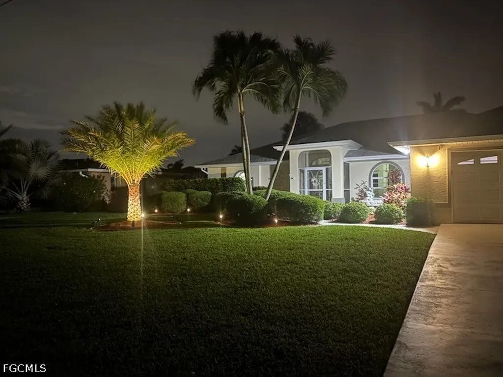 1406 SE 21st Terrace Cape Coral FL 33990