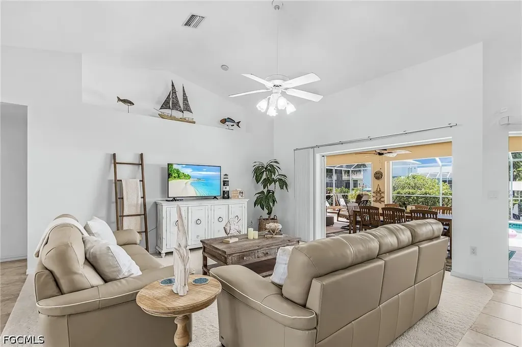 1406 SE 21st Terrace Cape Coral FL 33990