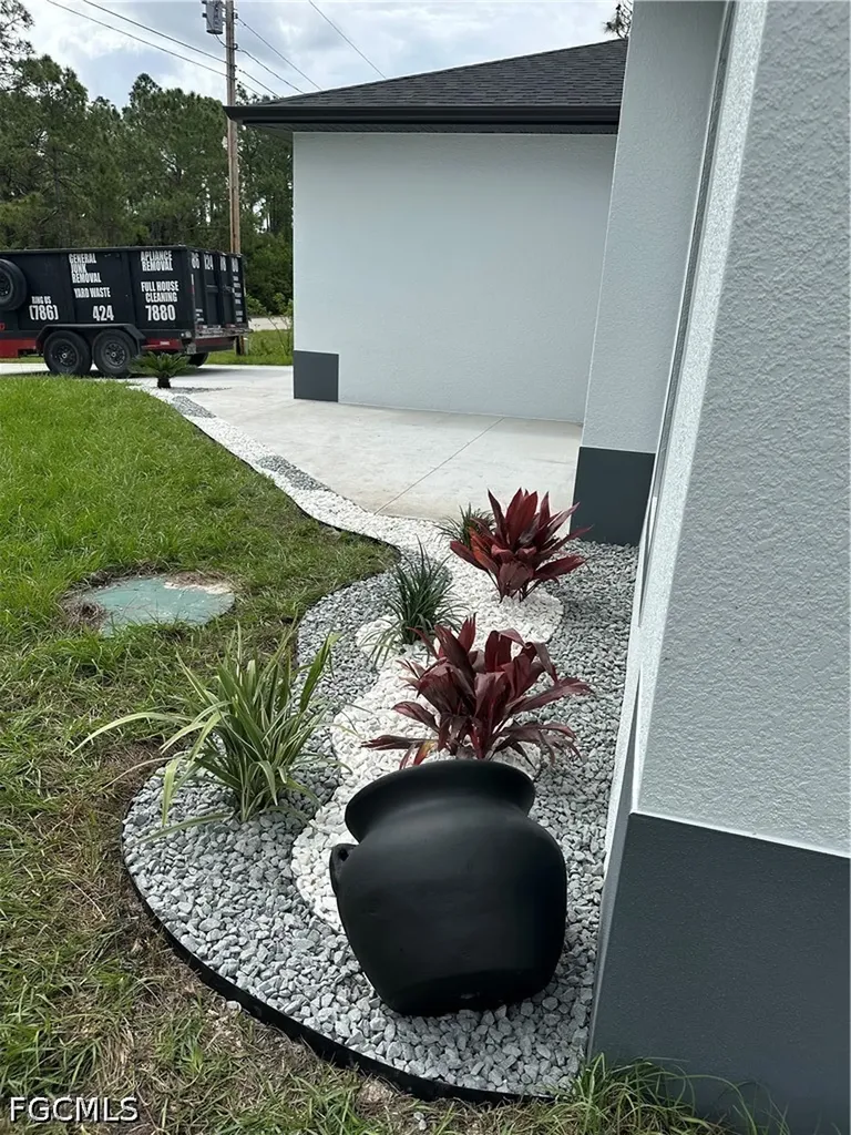515 Hutton Street E Lehigh Acres FL 33974