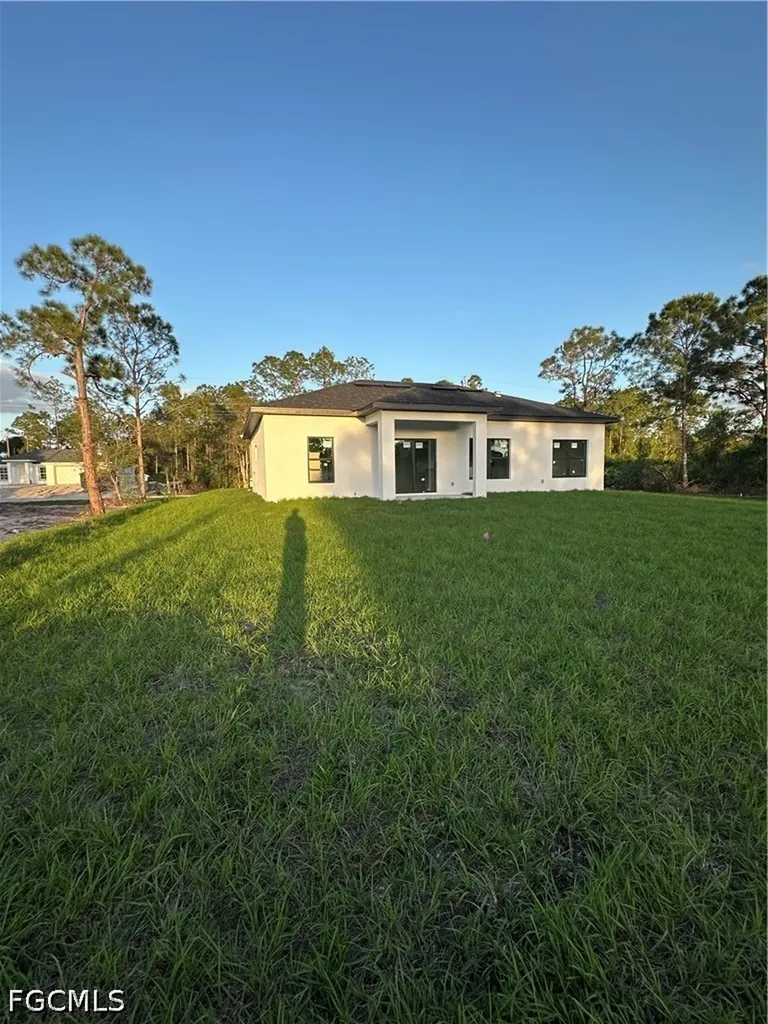 515 Hutton Street E Lehigh Acres FL 33974
