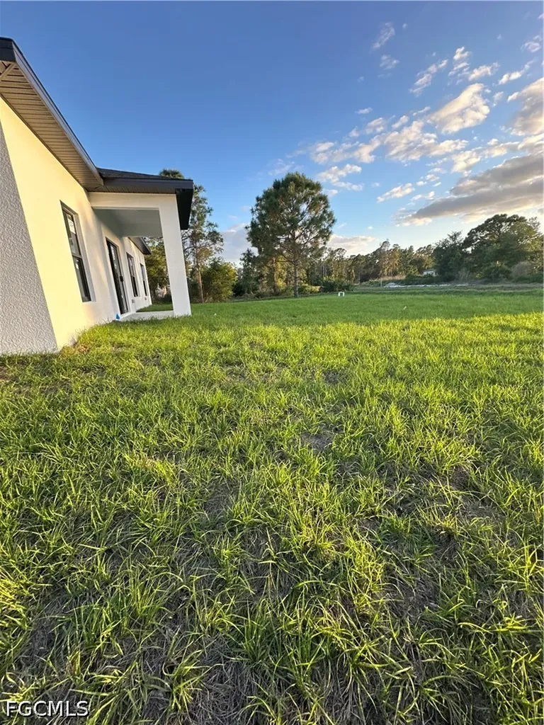 515 Hutton Street E Lehigh Acres FL 33974