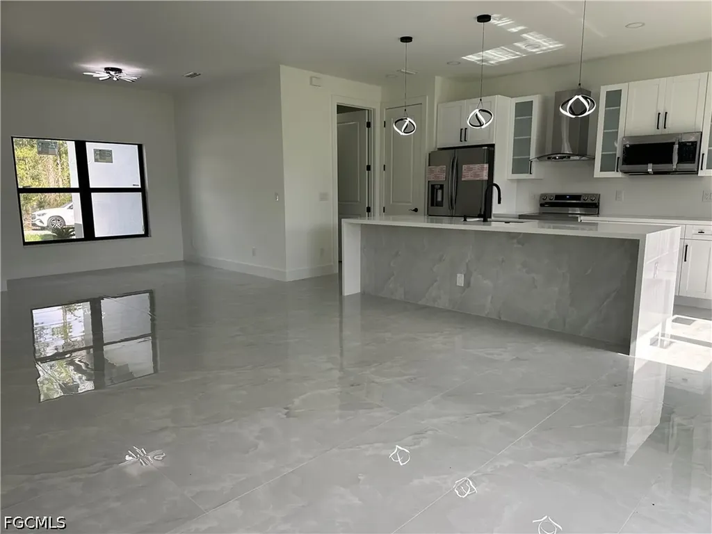 515 Hutton Street E Lehigh Acres FL 33974