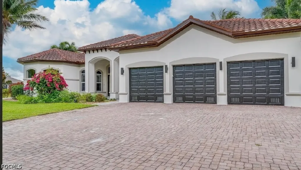 11970 Royal Tee Circle S Cape Coral FL 33991