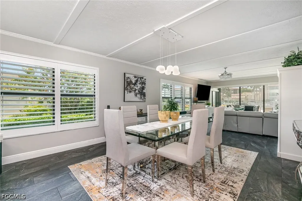 4001 SE 19th Place Cape Coral FL 33904