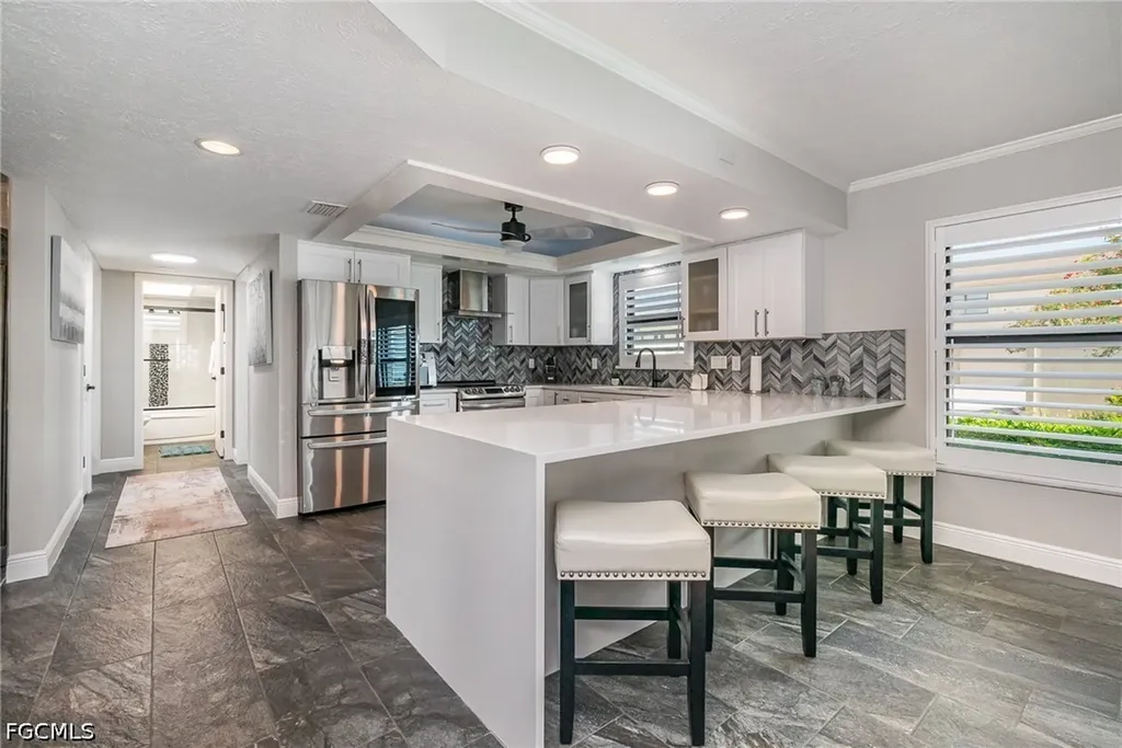 4001 SE 19th Place Cape Coral FL 33904