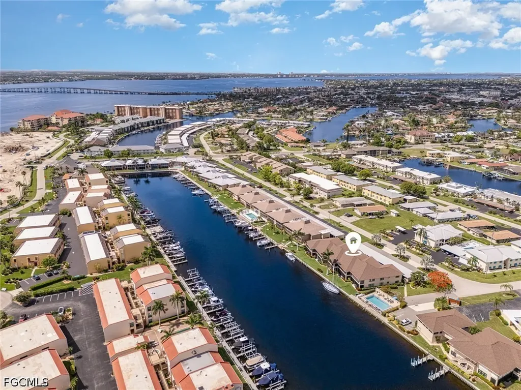 4001 SE 19th Place Cape Coral FL 33904