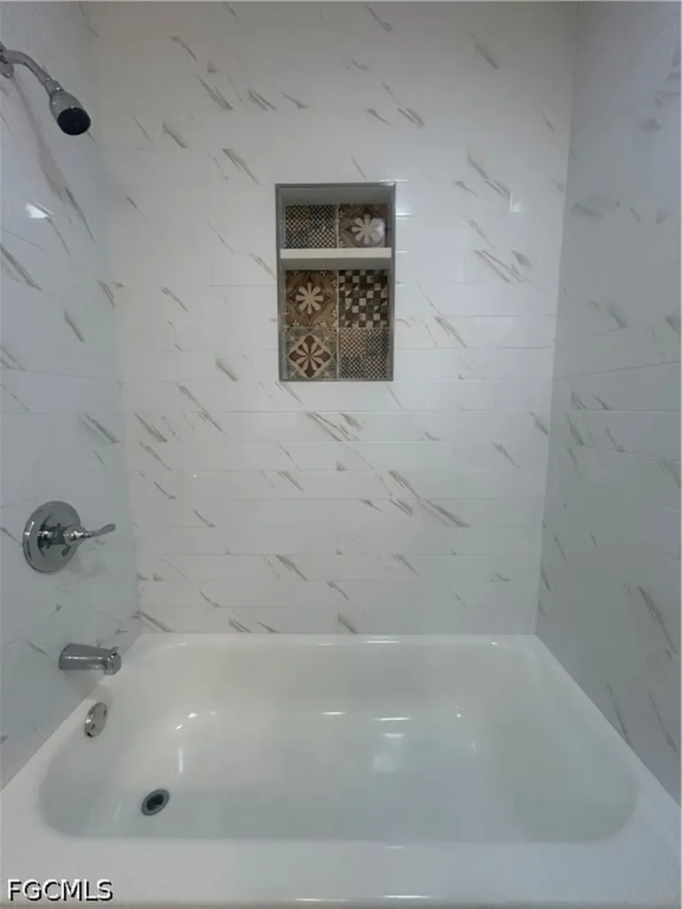 2875 Winkler Avenue Fort Myers FL 33916