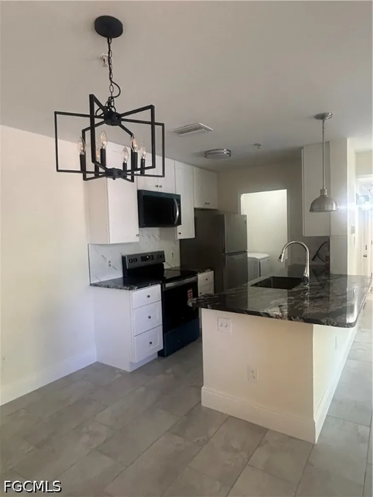 2875 Winkler Avenue Fort Myers FL 33916