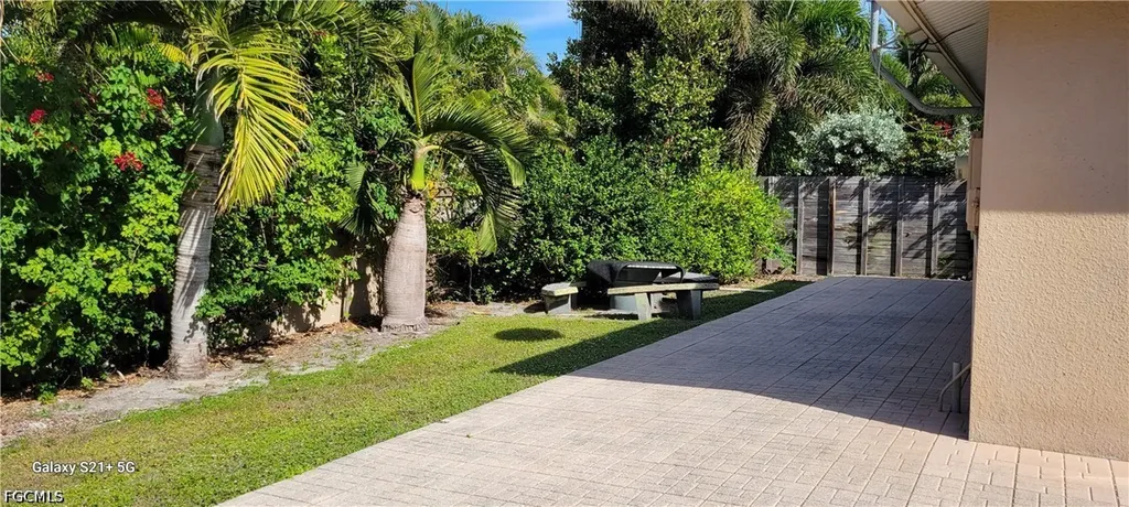 5200 West Boulevard Naples FL 34103