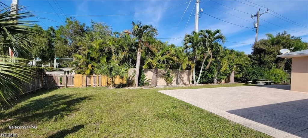 5200 West Boulevard Naples FL 34103