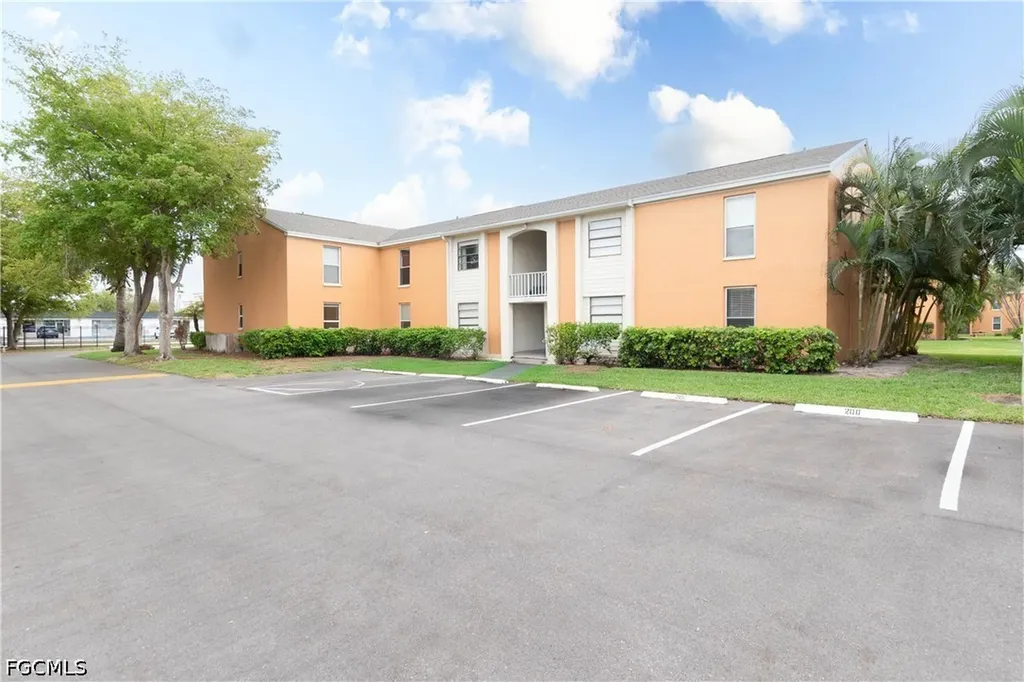 12620 Kenwood Lane Fort Myers FL 33907