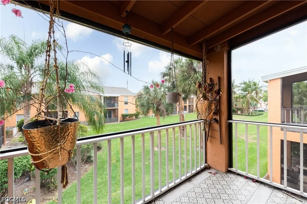 12620 Kenwood Lane Fort Myers FL 33907