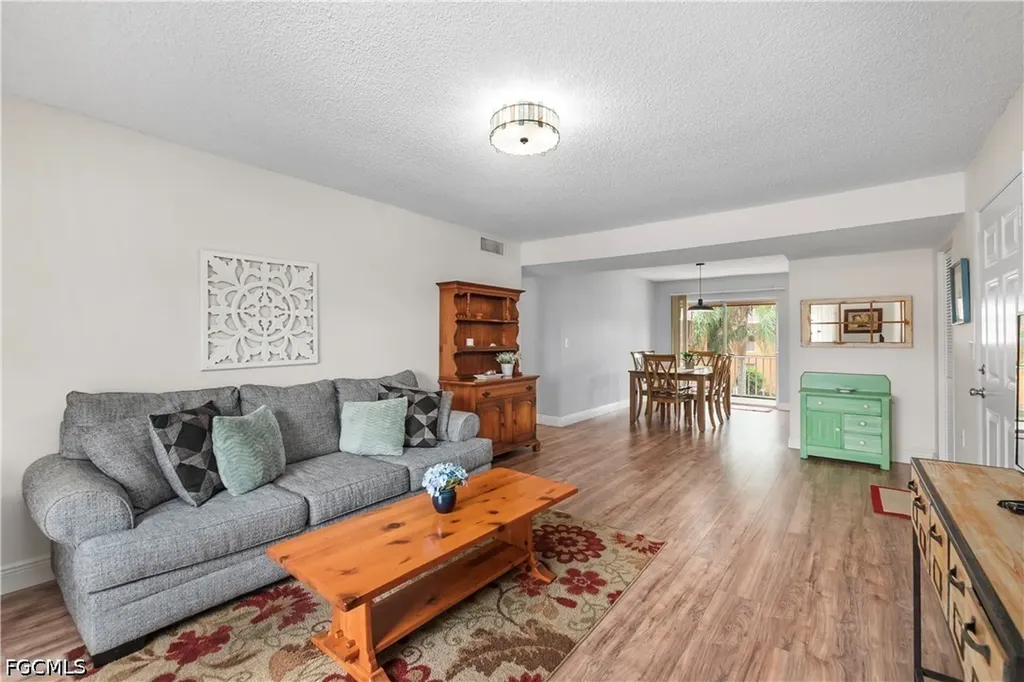 12620 Kenwood Lane Fort Myers FL 33907