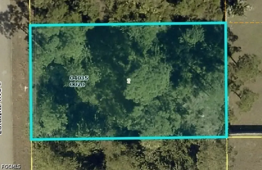 4603 Loraine Avenue S Lehigh Acres FL 33976