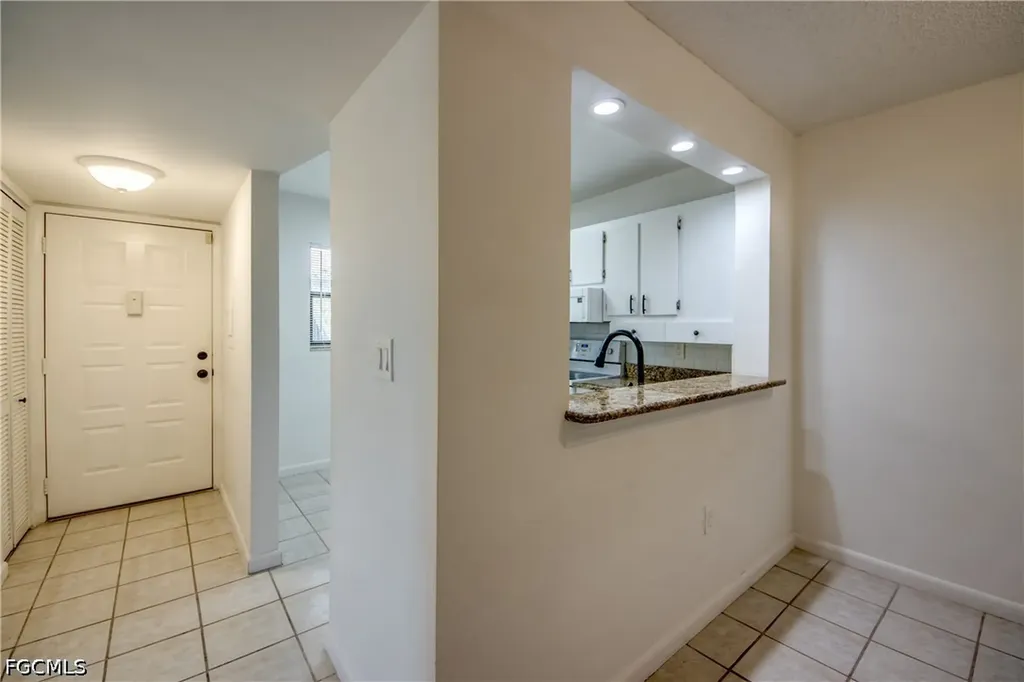 9261 Central Park Drive Fort Myers FL 33919