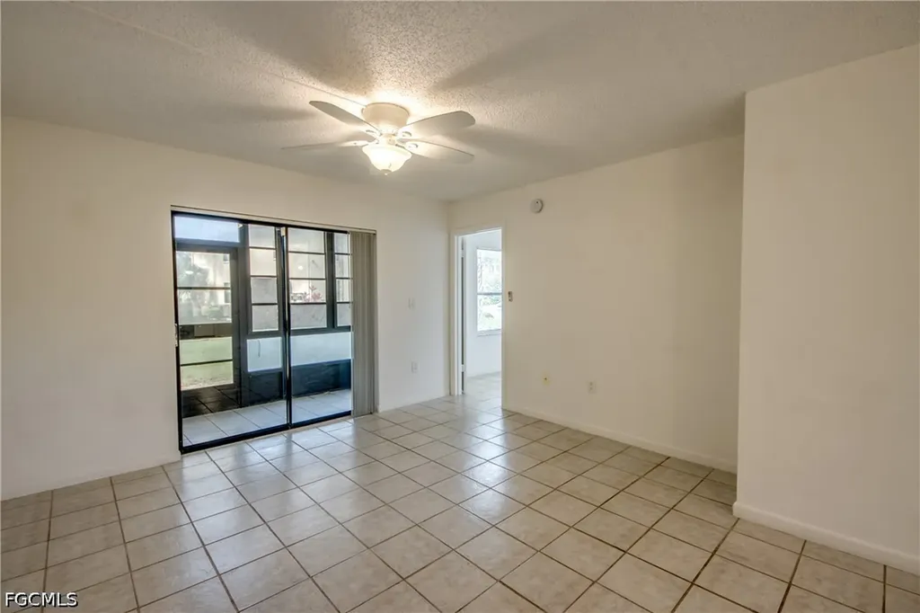 9261 Central Park Drive Fort Myers FL 33919