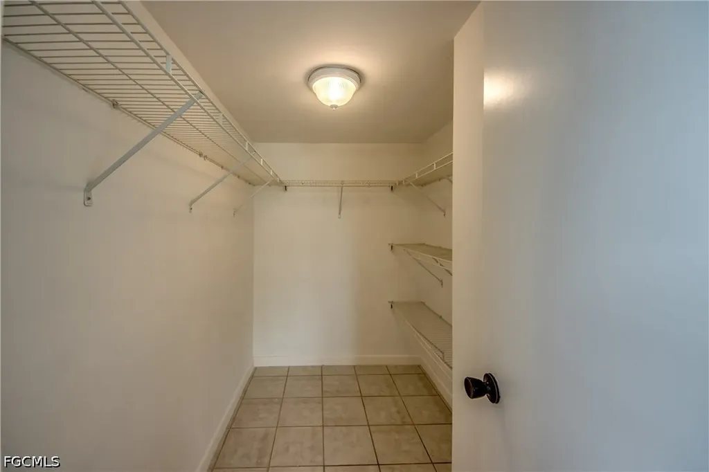 9261 Central Park Drive Fort Myers FL 33919