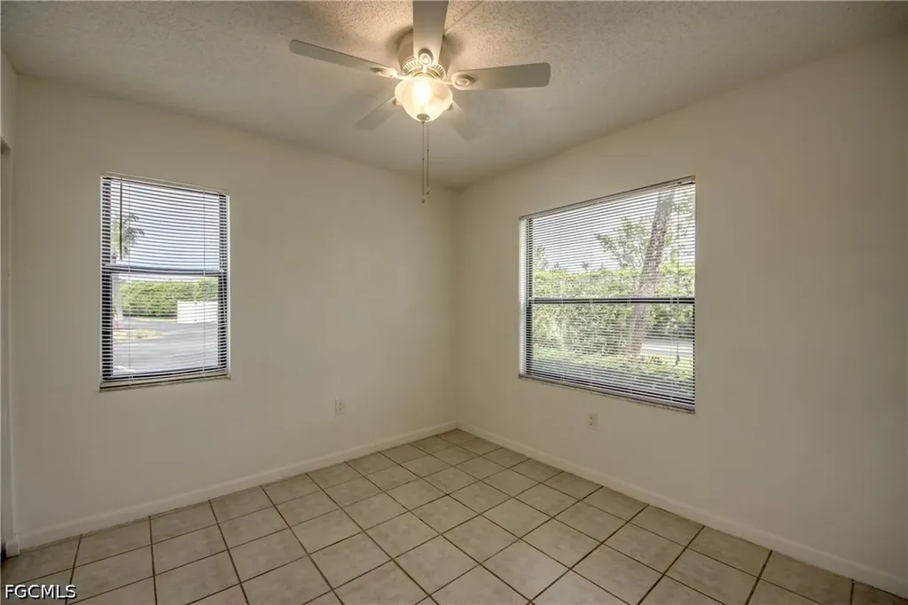 9261 Central Park Drive Fort Myers FL 33919