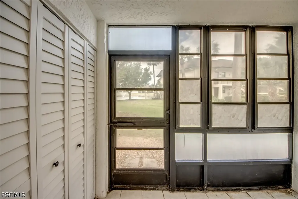 9261 Central Park Drive Fort Myers FL 33919