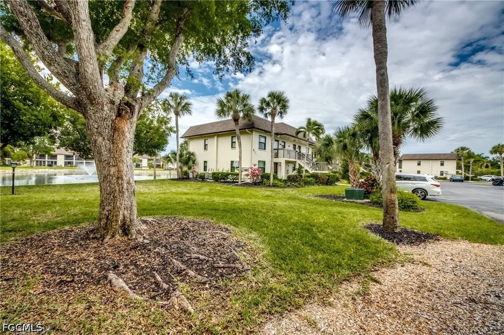 9261 Central Park Drive Fort Myers FL 33919