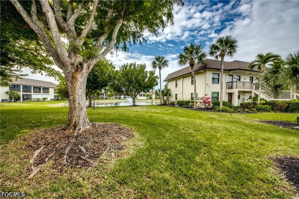9261 Central Park Drive Fort Myers FL 33919