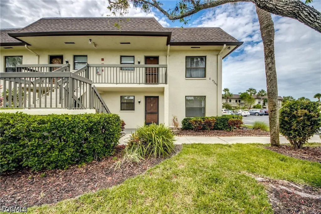 9261 Central Park Drive Fort Myers FL 33919