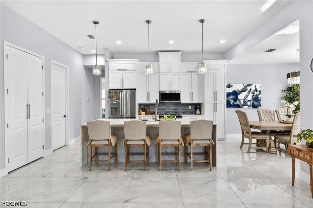 10 NW 35th Avenue Cape Coral FL 33993