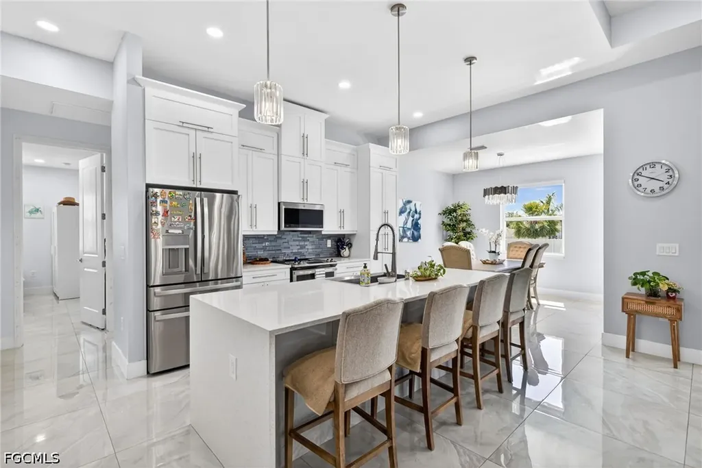 10 NW 35th Avenue Cape Coral FL 33993