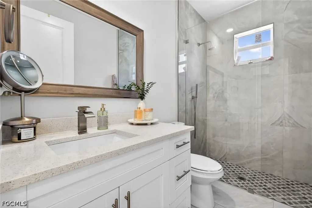 10 NW 35th Avenue Cape Coral FL 33993