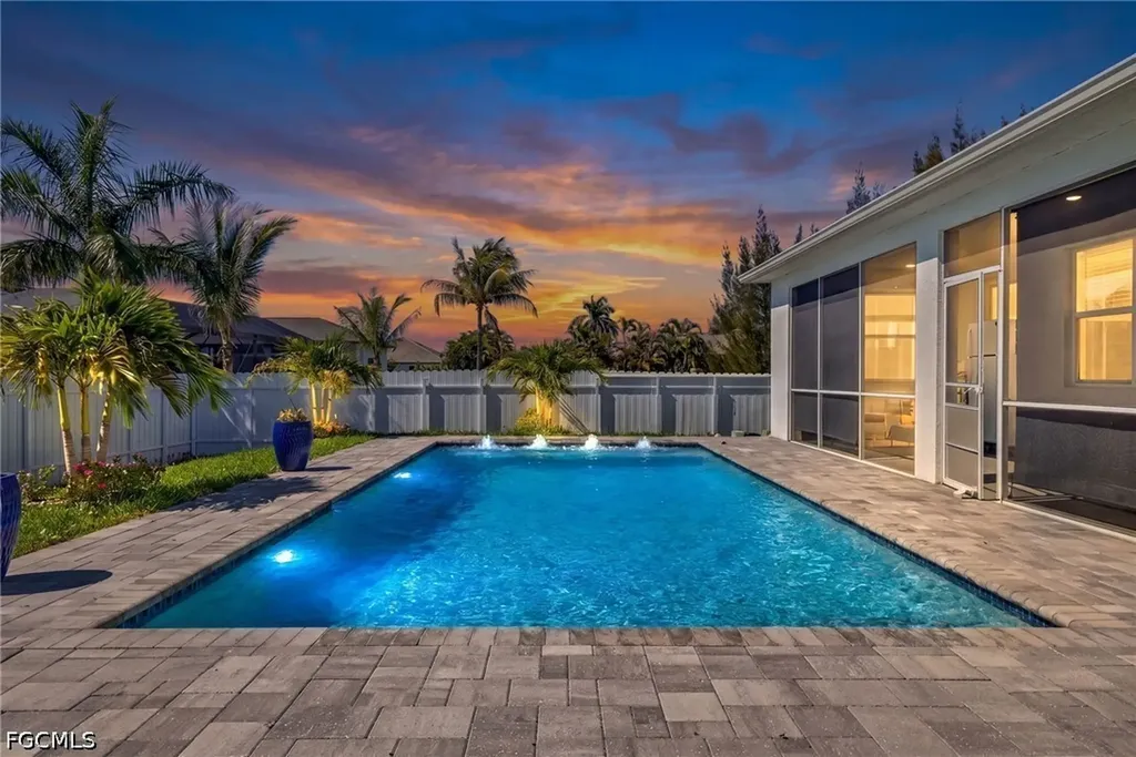 10 NW 35th Avenue Cape Coral FL 33993
